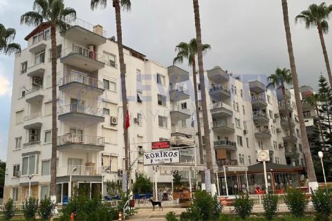 https://www.sahibinden.com/ilan/emlak-konut-kiralik-levantenden-yola-denize-sifir-havuzlu-korikos-sitesi-kiralik-3-plus1-1312219357/detay