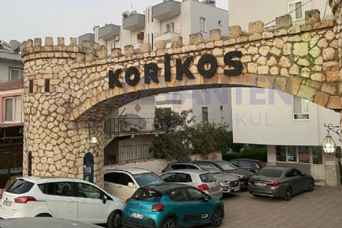 https://www.sahibinden.com/ilan/emlak-konut-kiralik-levantenden-yola-denize-sifir-havuzlu-korikos-sitesi-kiralik-3-plus1-1312219357/detay