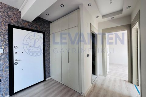 LEVANTEN DEN TEK BLOK KOMBİLİ CEPHE AÇIK MERKEZİ KONUM