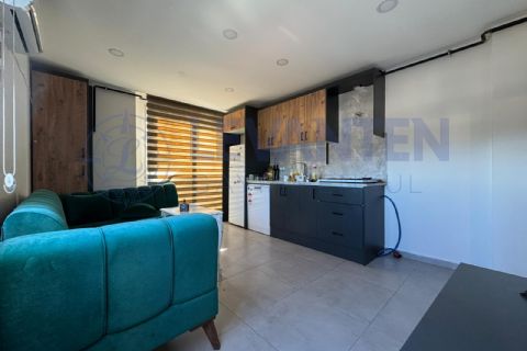 LEVANTEN ESKİ MEZİTLİDE EŞYALI KİRALIK 1+1 DAİRE