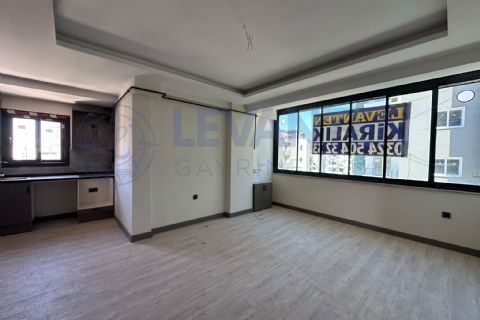 LEVANTEN Mezitli'de Sıfır, Havuzlu, Site İçi 2+1 Kiralık Daire