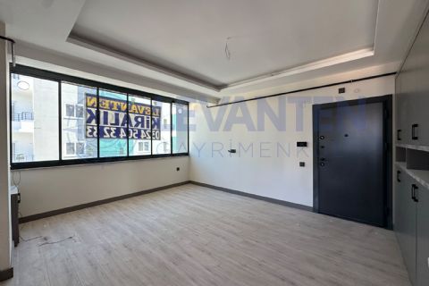 LEVANTEN Mezitli'de Sıfır, Havuzlu, Site İçi 2+1 Kiralık Daire