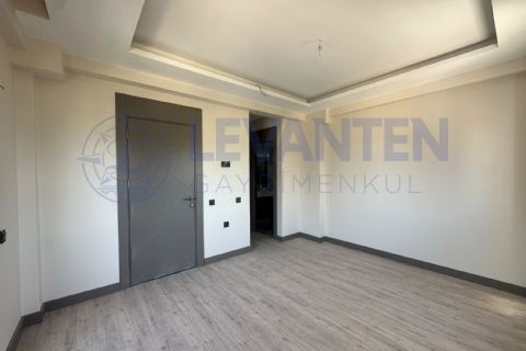 LEVANTEN Mezitli'de Sıfır, Havuzlu, Site İçi 2+1 Kiralık Daire