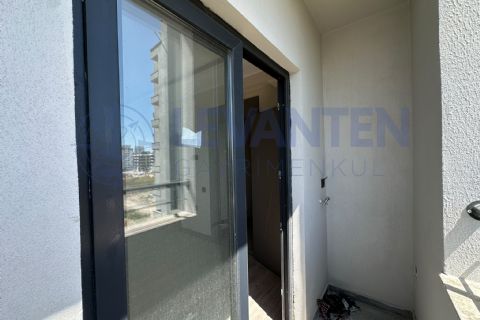 LEVANTEN Mezitli'de Sıfır, Havuzlu, Site İçi 2+1 Kiralık Daire KAT 3 