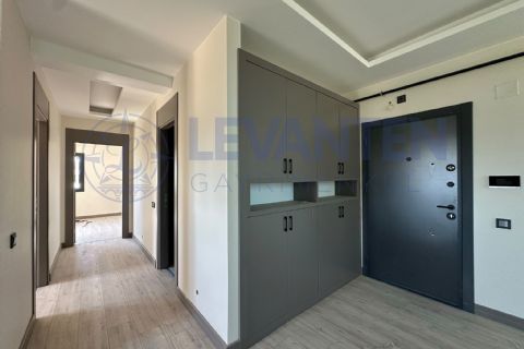 LEVANTEN Mezitli'de Sıfır, Havuzlu, Site İçi 2+1 Kiralık Daire KAT 3 