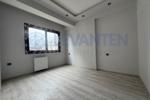 LEVANTENDEN 2. ÇEVRE YOLU ÜZERİNDE GENİŞ LÜKS 1+1
