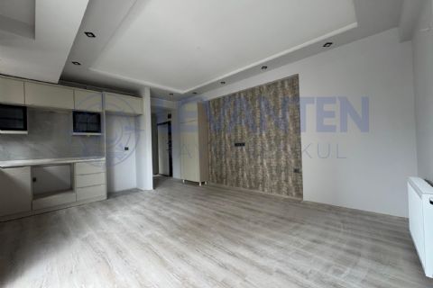 LEVANTENDEN 2. ÇEVRE YOLU ÜZERİNDE GENİŞ LÜKS 1+1