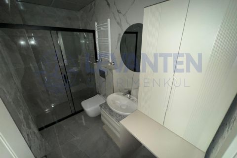 LEVANTENDEN 2. ÇEVRE YOLU ÜZERİNDE GENİŞ LÜKS 1+1