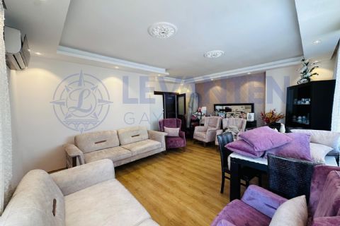 LEVANTENDEN AKKEN MOREV 3 SİTESİNDE ARA KAT KOMBİLİ 3+1