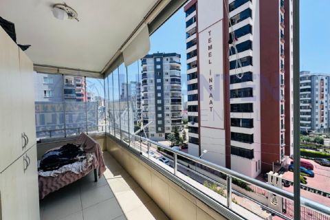 LEVANTENDEN AKKEN MOREV 3 SİTESİNDE ARA KAT KOMBİLİ 3+1