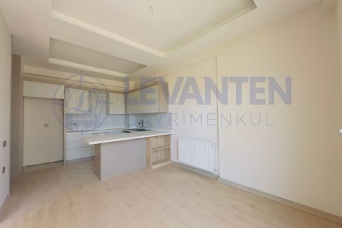 LEVANTENDEN ARPAÇBAHŞİŞTE HAVUZLU SIFIR 1+1 DAİRE