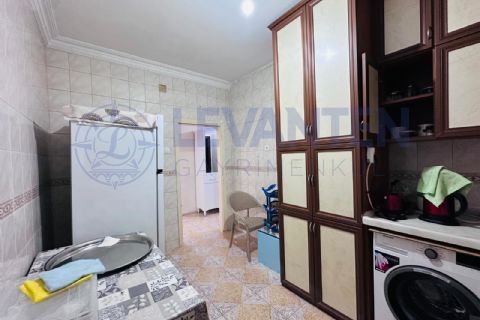 LEVANTENDEN BEŞYOLA YAKIN YAPILI MASRAFSIZ BAĞIMSIZ MUTFAK 2+1