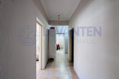 LEVANTENDEN BEŞYOLA YAKIN YAPILI MASRAFSIZ BAĞIMSIZ MUTFAK 2+1