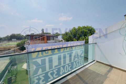 LEVANTENDEN DAİRE FİYATINA 3+1 TRİPLEKS VİLLA
