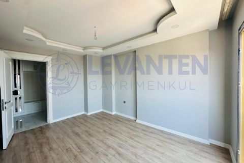 LEVANTEN'DEN DENİZ GÖREN 2 BLOK HAVUZLU GENİŞ AİLELER İÇİ 5+1