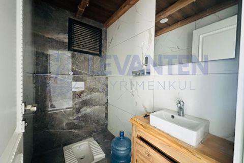 LEVANTEN'DEN DENİZ GÖREN 2 BLOK HAVUZLU GENİŞ AİLELER İÇİ 5+1