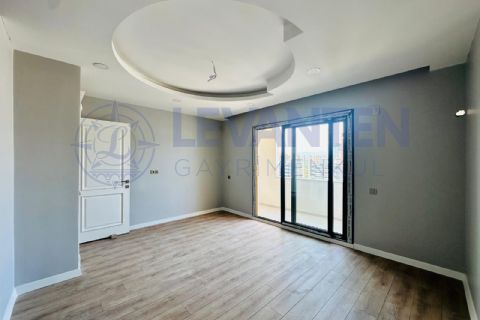 LEVANTEN'DEN DENİZ GÖREN 2 BLOK HAVUZLU GENİŞ AİLELER İÇİ 5+1