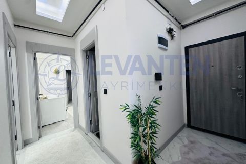 LEVANTENDEN DENİZ GÖREN KOMBİ HAVUZ 2+1