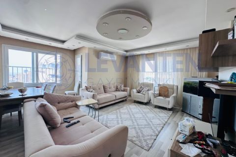 LEVANTENDEN DENİZ GÖREN KOMBİLİ YÜKSEK KAT 3+1