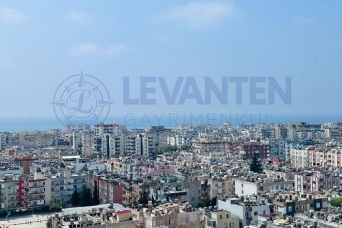 LEVANTENDEN DENİZ GÖREN KOMBİLİ YÜKSEK KAT 3+1
