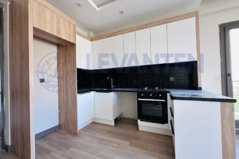 LEVANTENDEN DENİZ MANZARALI AQUAHAVUZLU SİTE İÇİ ULTRA LÜKS 1+1