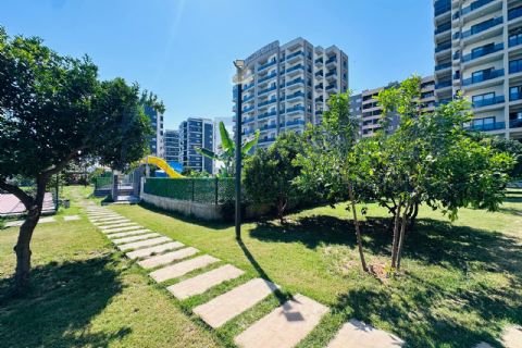 LEVANTENDEN DENİZ MANZARALI AQUAHAVUZLU SİTE İÇİ ULTRA LÜKS 1+1
