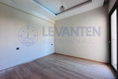 LEVANTENDEN DENİZ MANZARALI AQUAHAVUZLU SİTE İÇİ ULTRA LÜKS 1+1