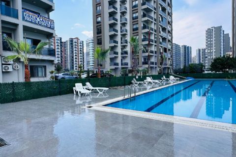 LEVANTENDEN DENİZ MANZARALI AQUAHAVUZLU SİTE İÇİ ULTRA LÜKS 1+1