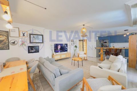 LEVANTENDEN DENİZE YAKIN HAVUZ KOMBİ GENİŞ OTURUM MASRAFSIZ 3+1