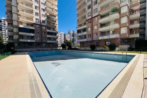 LEVANTENDEN DENİZE YAKIN HAVUZ KOMBİ GENİŞ OTURUM MASRAFSIZ 3+1