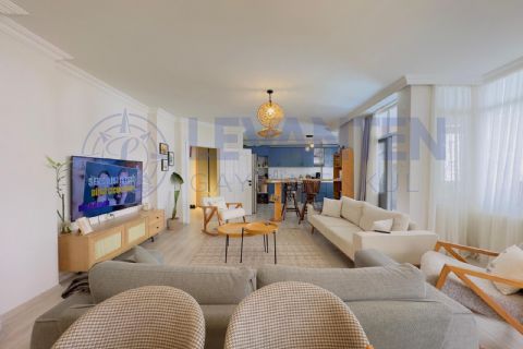 LEVANTENDEN DENİZE YAKIN HAVUZ KOMBİ GENİŞ OTURUM MASRAFSIZ 3+1