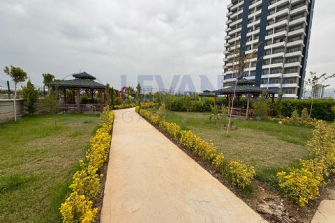 LEVANTENDEN DENİZE YAKIN HAVUZLU SİTE İÇİ 1+1