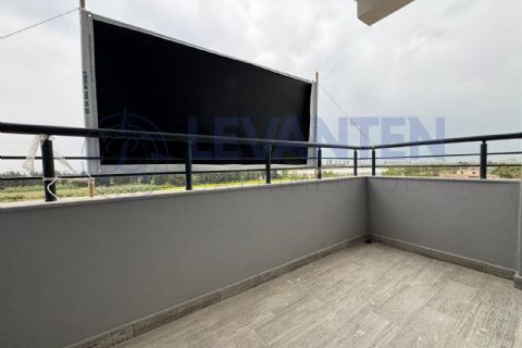 LEVANTENDEN DENİZE YAKIN HAVUZLU SİTE İÇİ 1+1