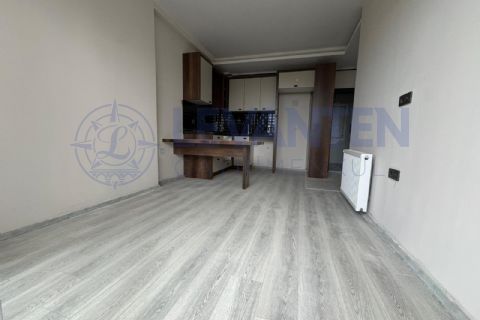 LEVANTENDEN DENİZE YAKIN HAVUZLU SİTE İÇİ 1+1