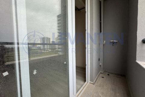 LEVANTENDEN DENİZE YAKIN HAVUZLU SİTE İÇİ 1+1