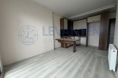 LEVANTENDEN DENİZE YAKIN HAVUZLU SİTE İÇİ 1+1