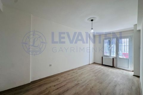 LEVANTENDEN DENİZE YAKIN SİTE İÇERİSİNDE HAVUZLU GÜVENLİKLİ 3+1