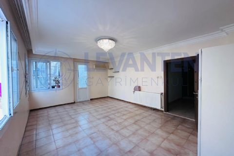 LEVANTENDEN FATİH MAHDE DENİZ MANZARALI KOMBİLİ 3+1