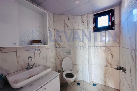 LEVANTENDEN FEA KONAKTA SIFIR EBEVEYN BANYO HER KAT TEK 2+1