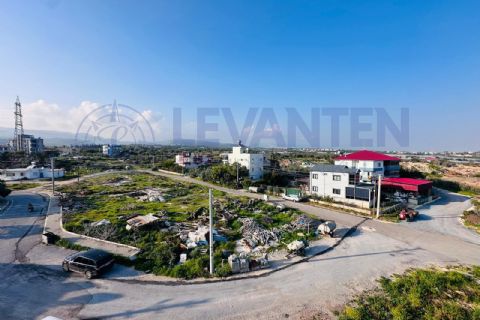 LEVANTENDEN FEA KONAKTA SIFIR EBEVEYN BANYO HER KAT TEK 2+1
