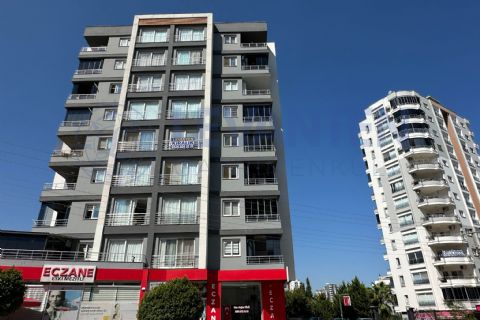 LEVANTENDEN GELECEK OKULU CİVARI Kombili Cam Balkonlu 3+1 Daire
