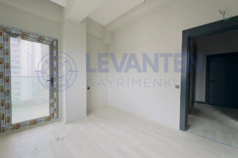 LEVANTENDEN GMK BULVARI ÜZERİNDE AÇIK KAPALI OTOPARK AÇIK MUTFAK 2+1