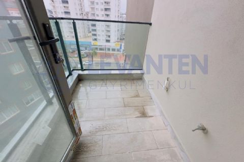 LEVANTENDEN GMK BULVARI ÜZERİNDE AÇIK KAPALI OTOPARK AÇIK MUTFAK 2+1