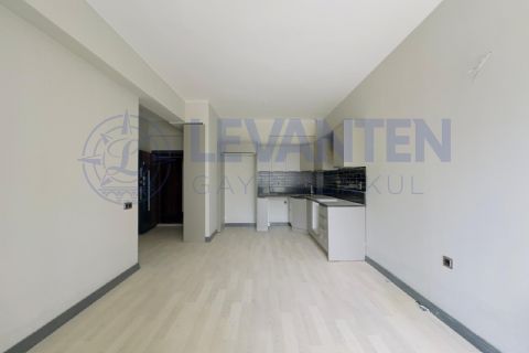 LEVANTENDEN GMK BULVARI ÜZERİNDE AÇIK KAPALI OTOPARK AÇIK MUTFAK 2+1