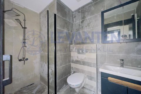 LEVANTENDEN GMK BULVARI ÜZERİNDE AÇIK KAPALI OTOPARK AÇIK MUTFAK 2+1