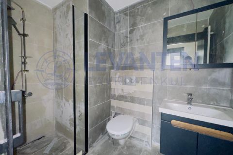LEVANTENDEN GMK BULVARI ÜZERİNDE AÇIK KAPALI OTOPARK AÇIK MUTFAK 2+1