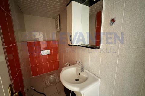 LEVANTENDEN GMK KUYULUK YOLUNA YAKIN TEK BLOK AYRI MUTFAK EBEVEYN BANYO 3+1
