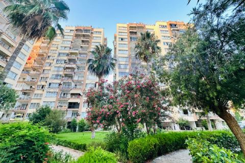LEVANTENDEN HAVUZLU 24 SAAT GÜVENLİKLİ SİTE DENİZE YÜRÜME MESAFESİ