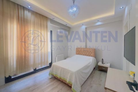 LEVANTENDEN Havuzlu, Eşyalı, Ebeveyn Banyolu 2+1 Satılık Daire
