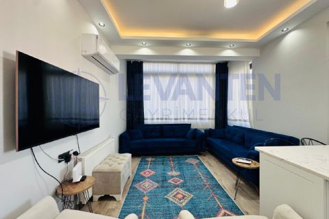 LEVANTENDEN Havuzlu, Eşyalı, Ebeveyn Banyolu 2+1 Satılık Daire